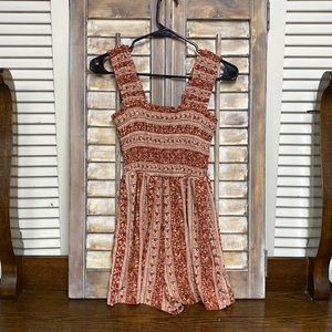 American Eagle romper. Size XS.